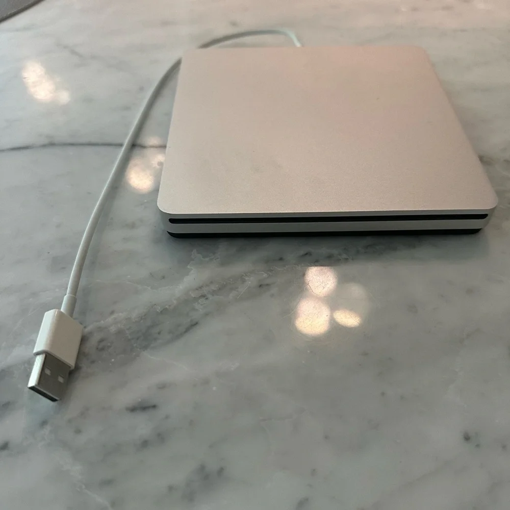 Apple White Charger